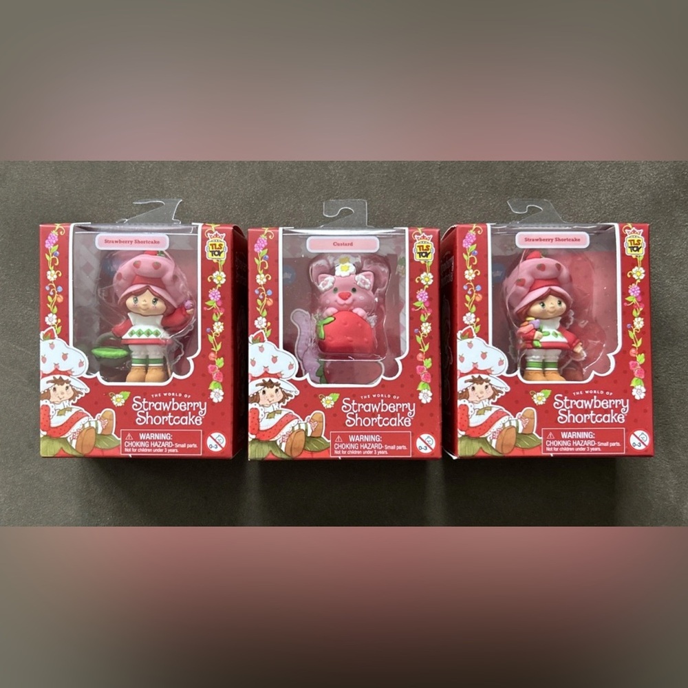 TLS Strawberry Shortcake Spring/Easter Figures Complete Set of 3 CheeBee